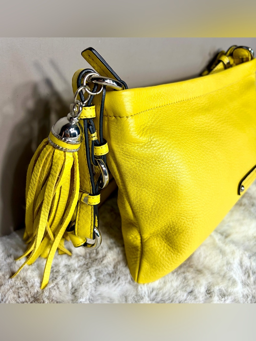 DANIER Leather Mini Bag w/Tassel - Picture 4 of 15